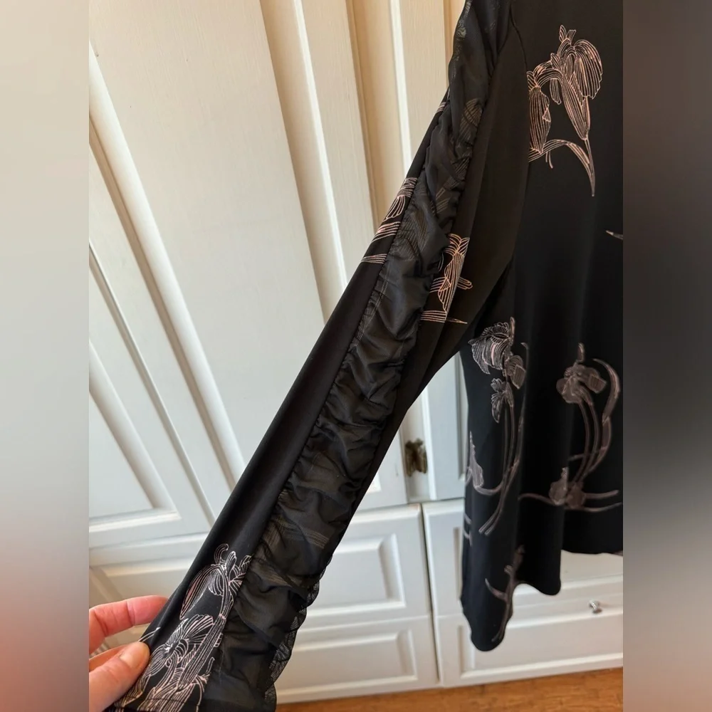 Alfani Elements Black rose gold sheer sleeve insert Floral Blouse 🌸 size L - Picture 3 of 6